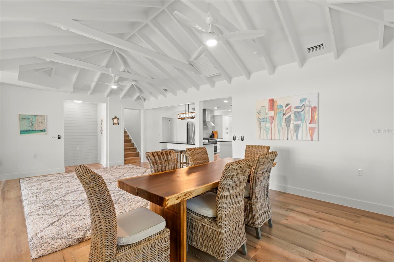 MANDALAY SUB - Residential Lease