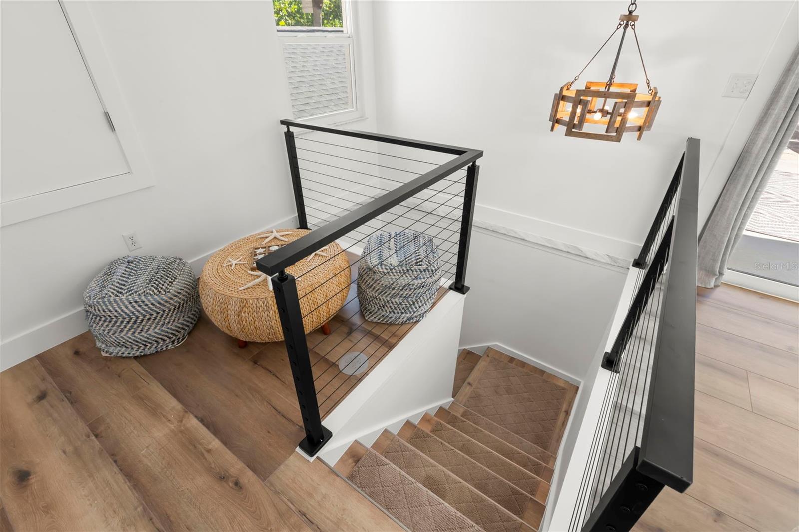 MANDALAY SUB - Residential Lease