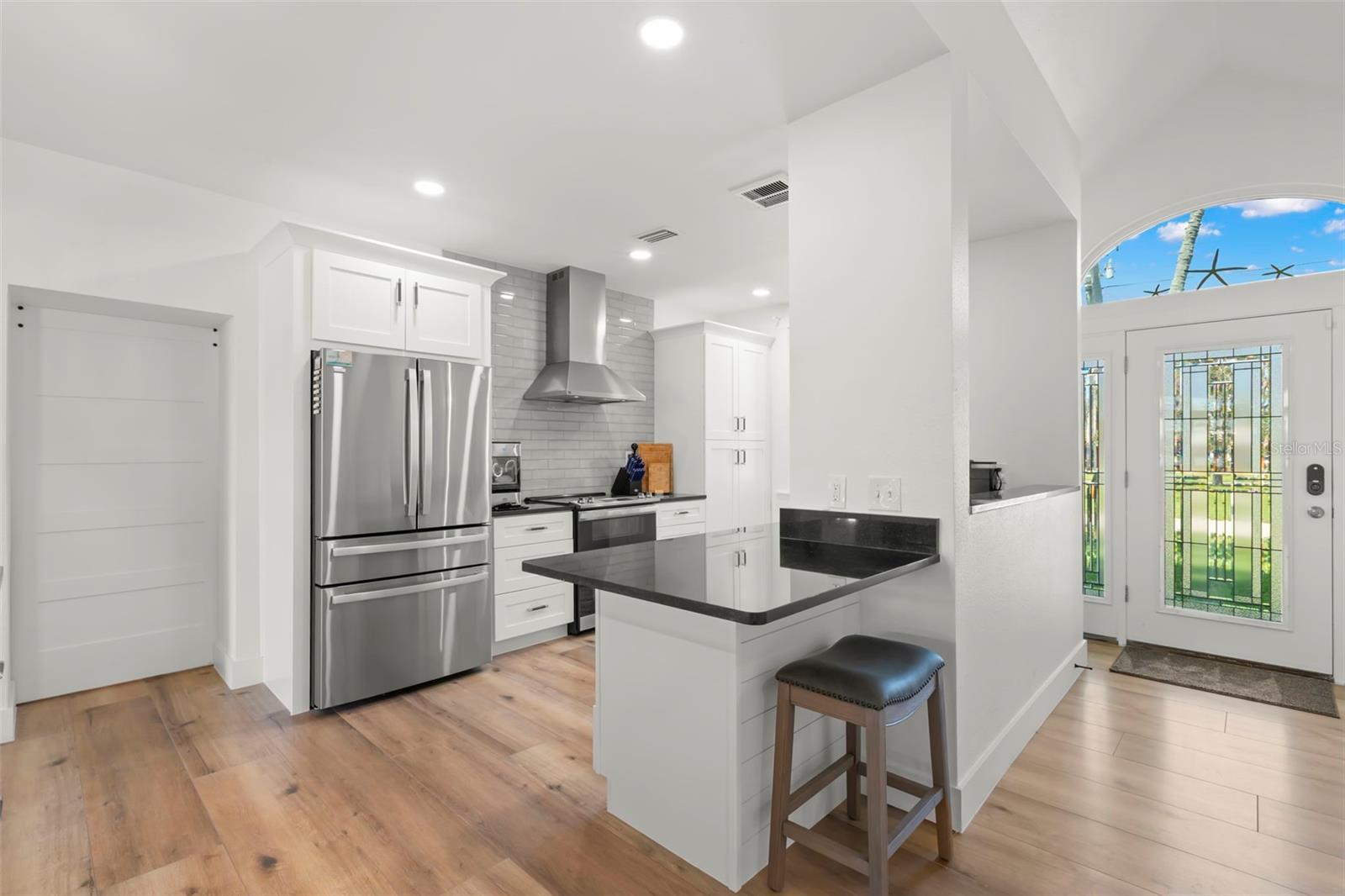 MANDALAY SUB - Residential Lease