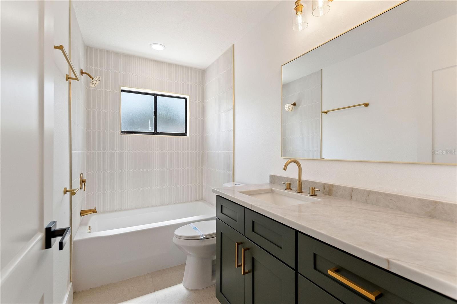 COUNTRY PLACE WEST UNIT II - Residential