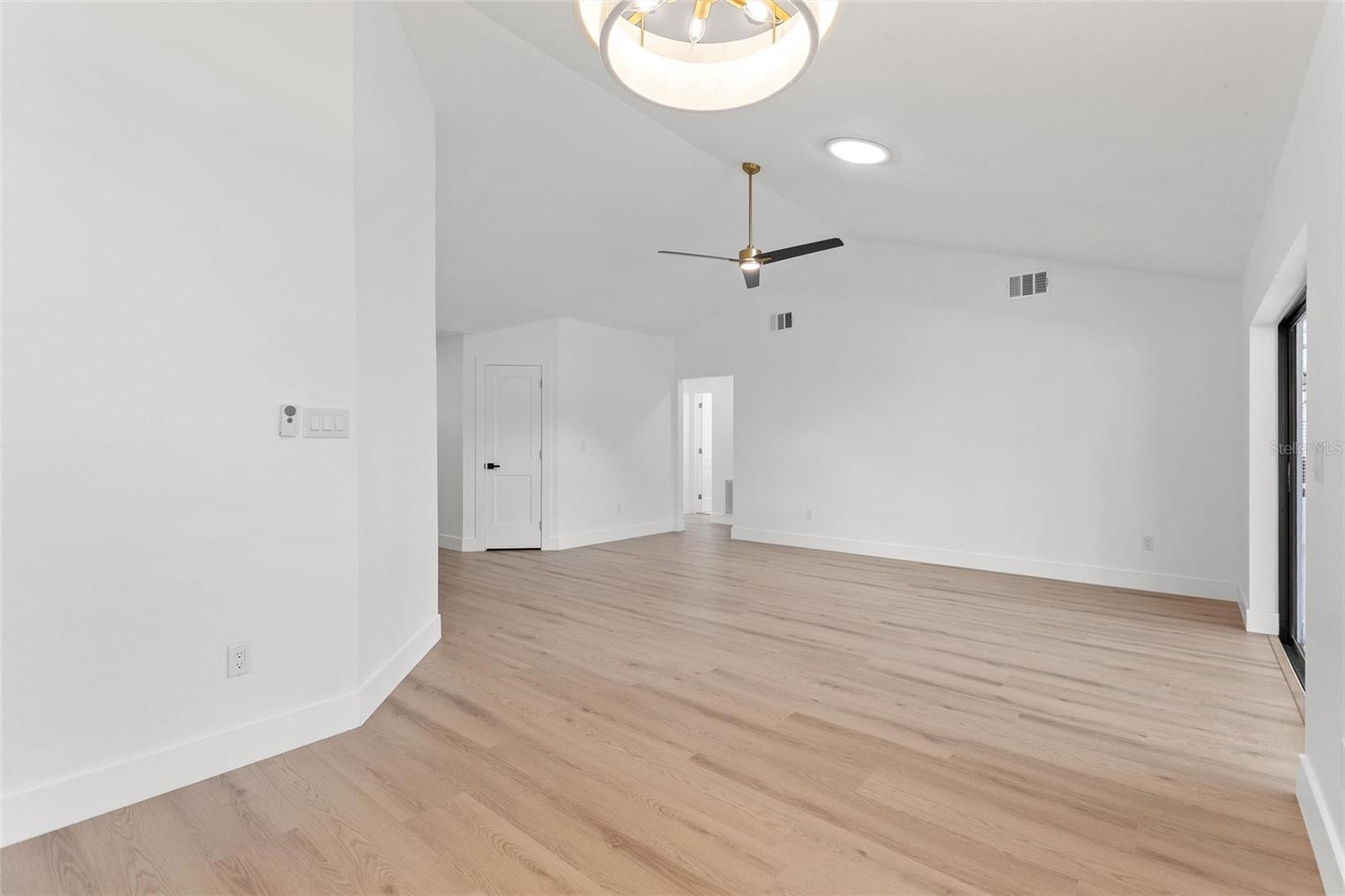 COUNTRY PLACE WEST UNIT II - Residential