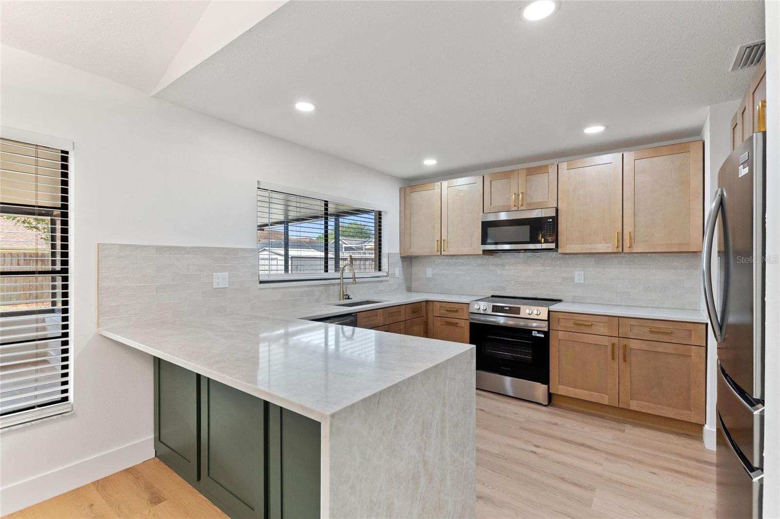COUNTRY PLACE WEST UNIT II - Residential