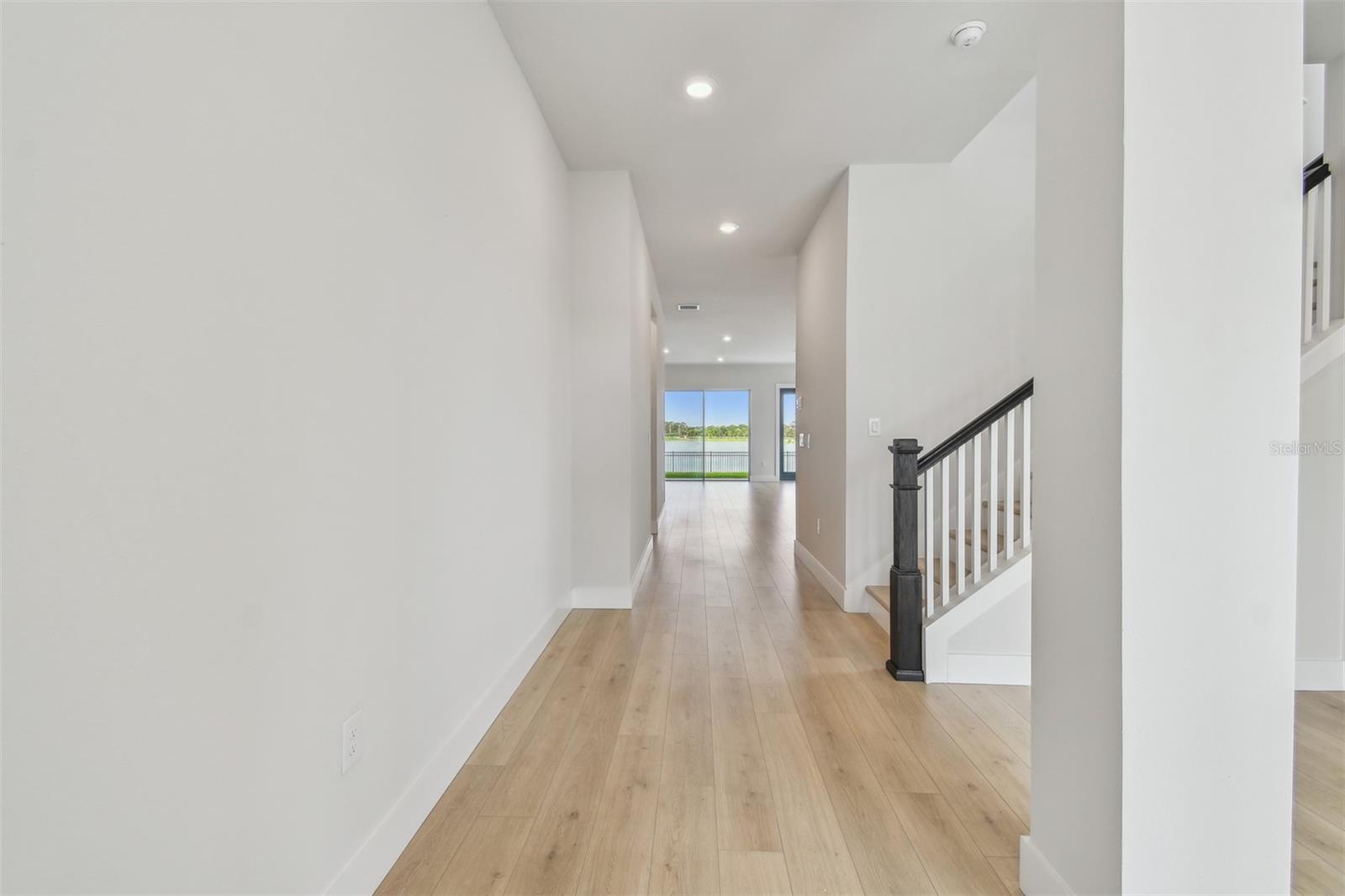 1583 RUNNING TIDE PLACE