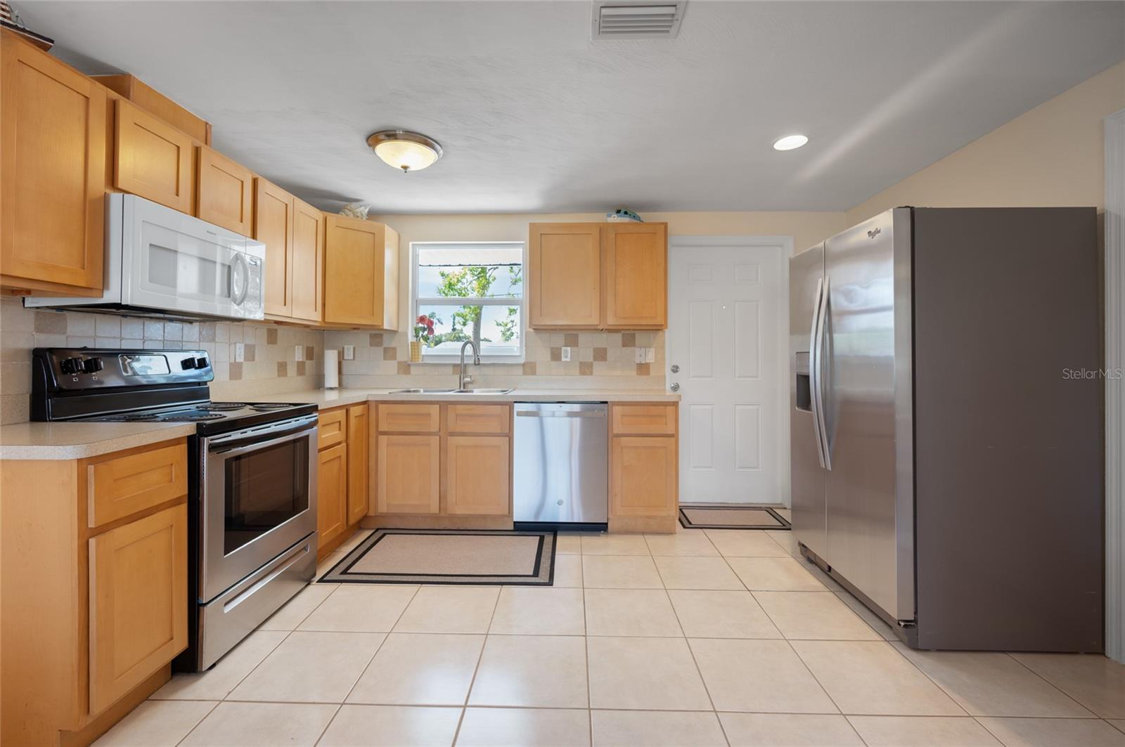 LAKEVIEW TERRACE - Residential