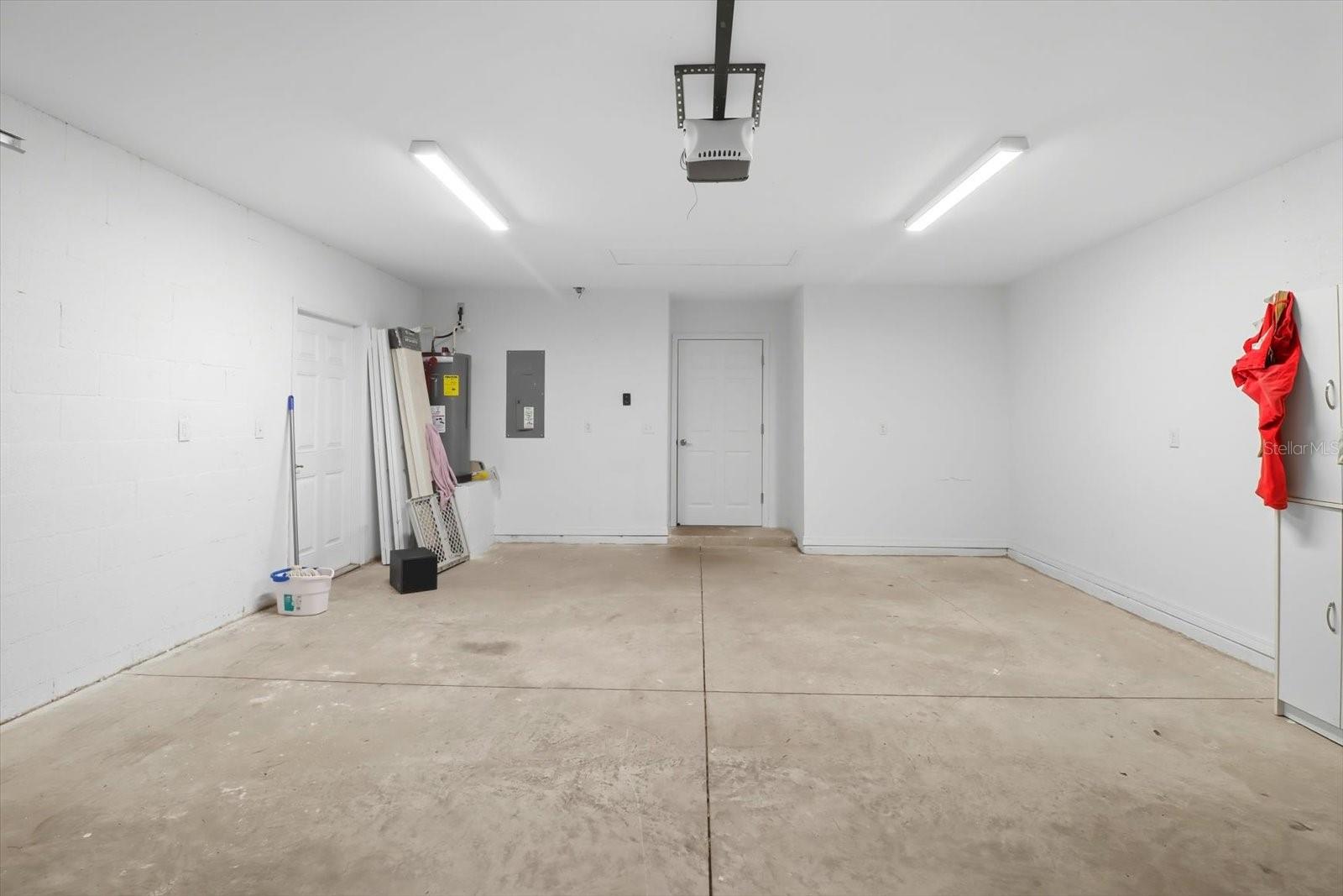 SILVER SPGS SHORES UN #21 - Residential