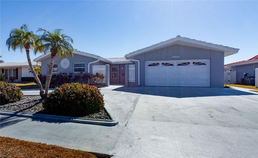 Photo of 14898 Crown Drive, Largo, FL 33774 (MLS # TB8475136)