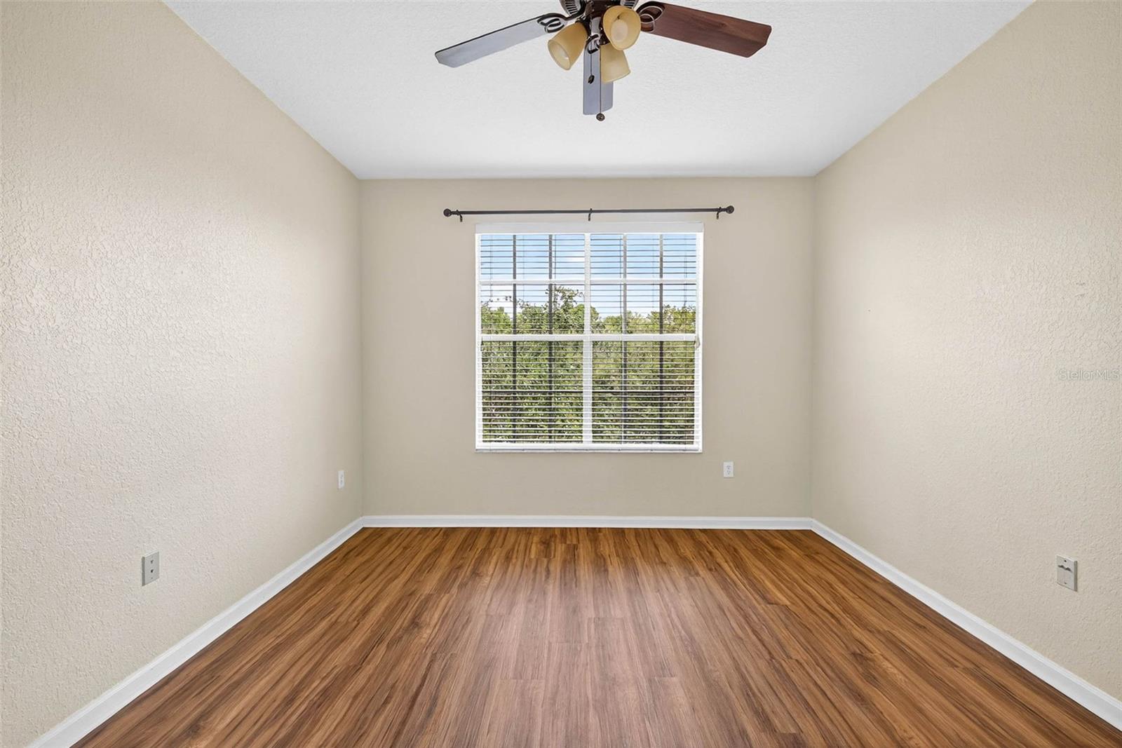 OXFORD PLACE AT TAMPA PALMS A - Residential Lease