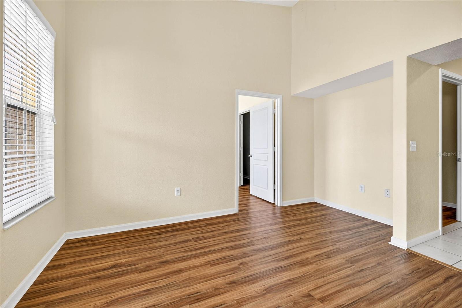 OXFORD PLACE AT TAMPA PALMS A - Residential Lease