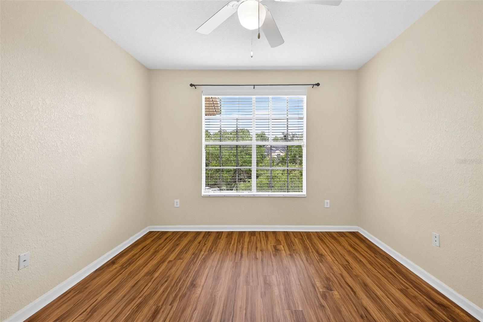 OXFORD PLACE AT TAMPA PALMS A - Residential Lease