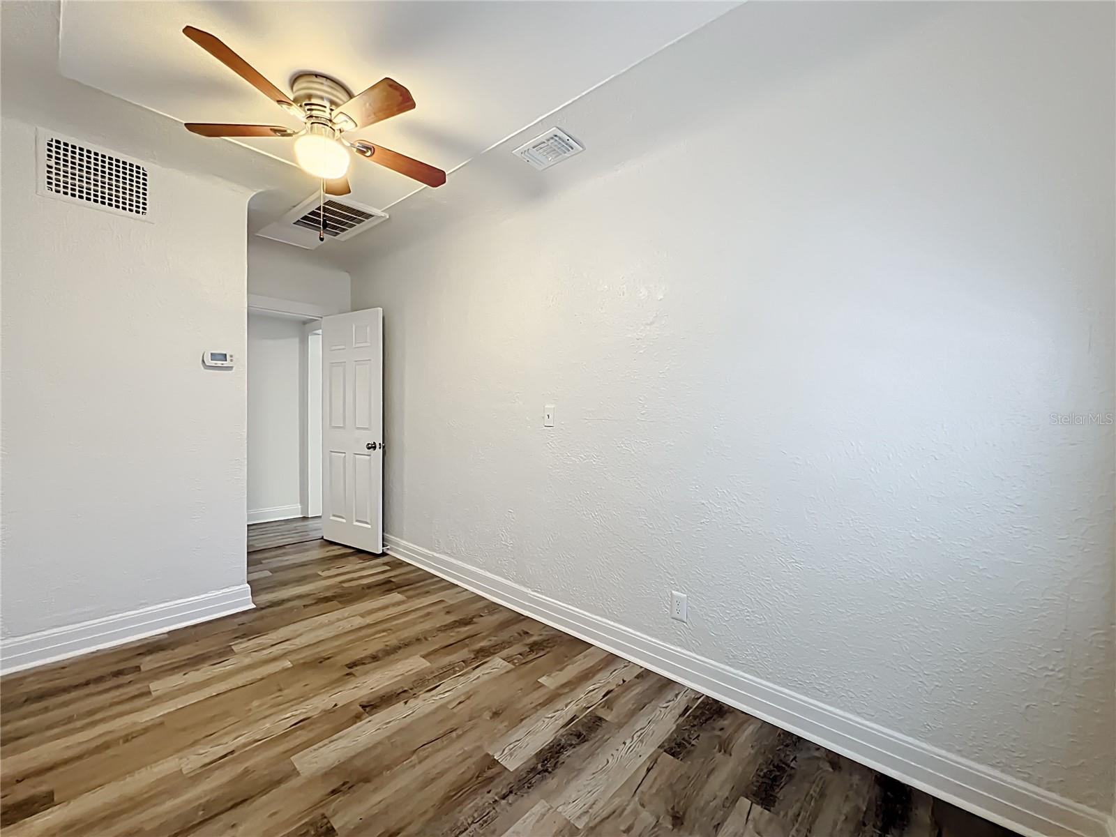 CROMWELL HEIGHTS - Residential Income