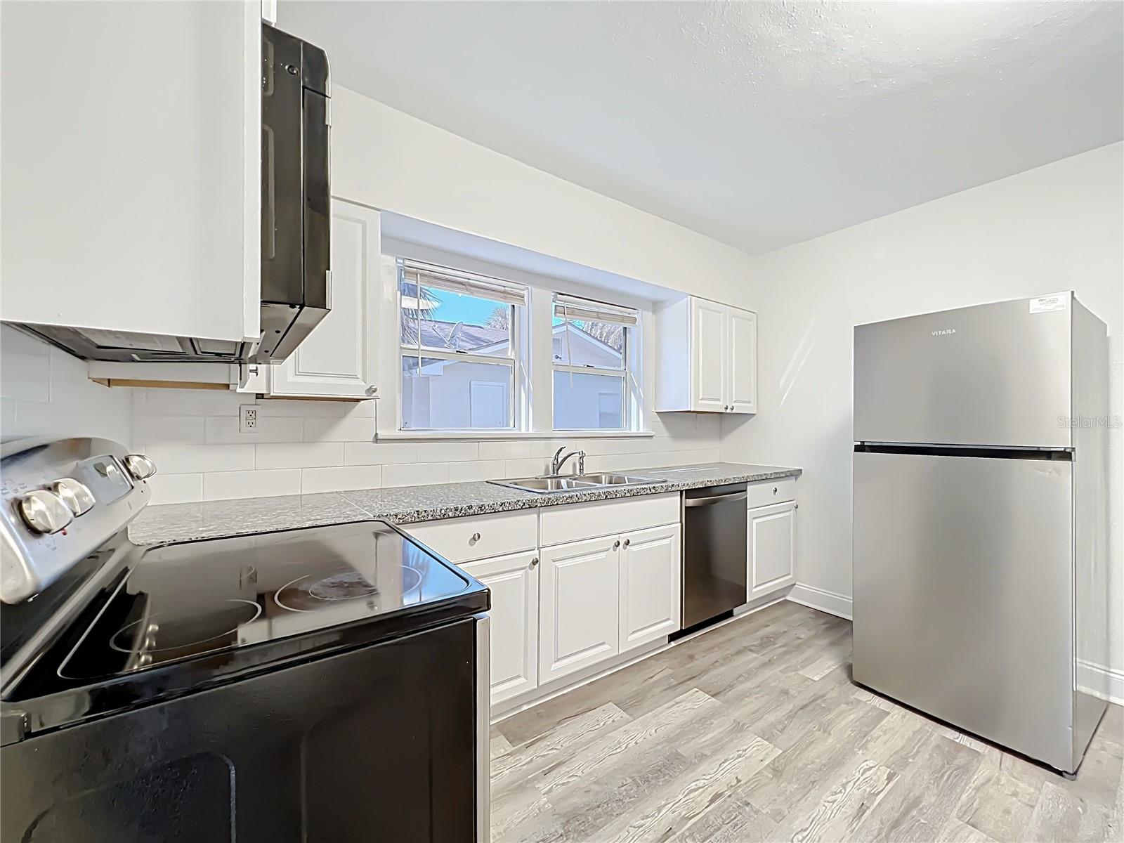 CROMWELL HEIGHTS - Residential Income