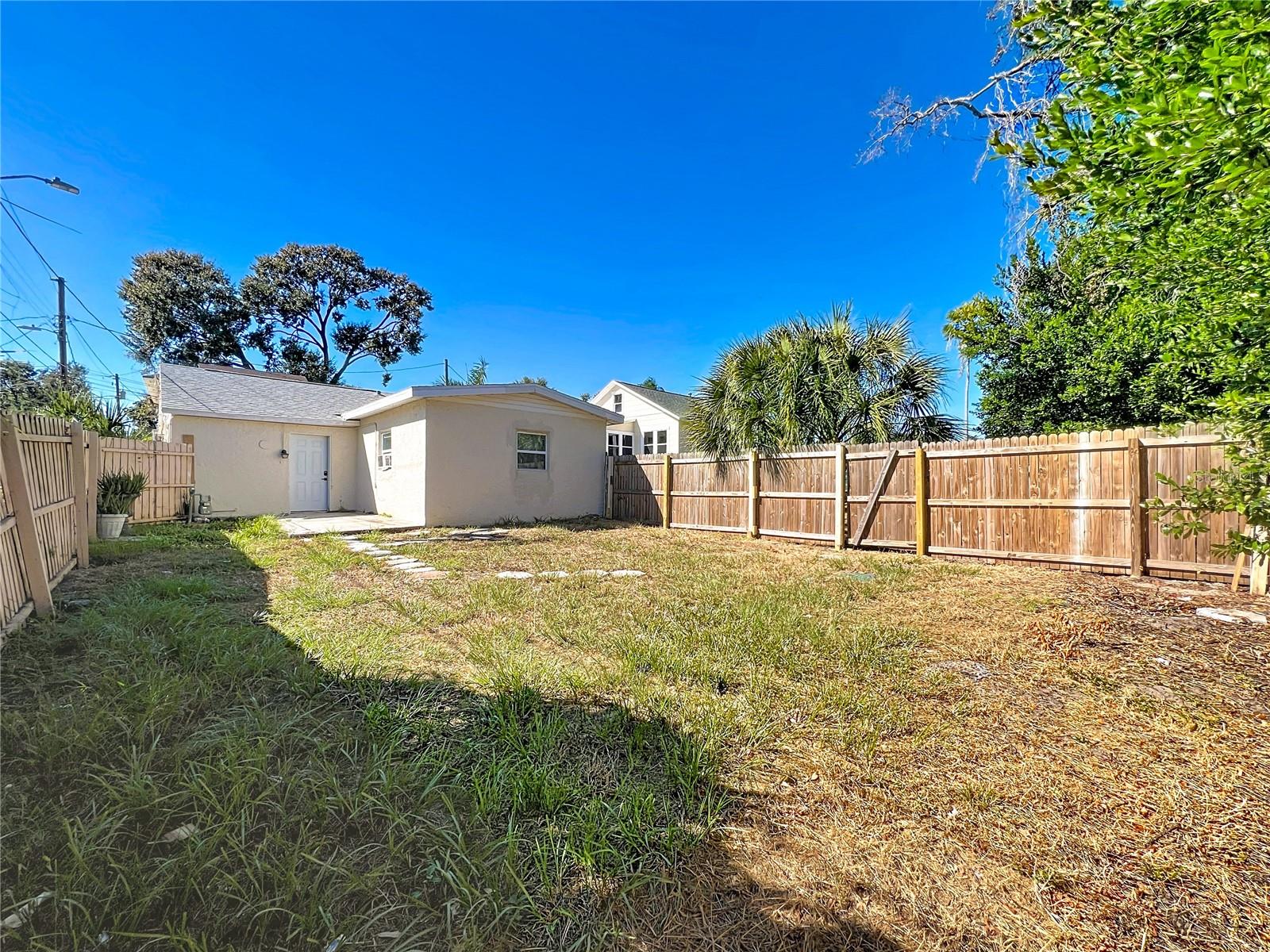 CROMWELL HEIGHTS - Residential Income