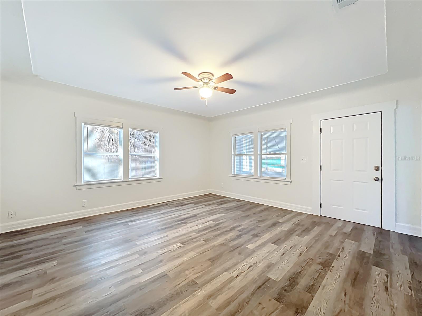 CROMWELL HEIGHTS - Residential Income