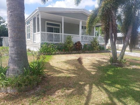 Photo of 140 Independence Avenue #11, Palm Harbor, FL 34684 (MLS # TB8316435)