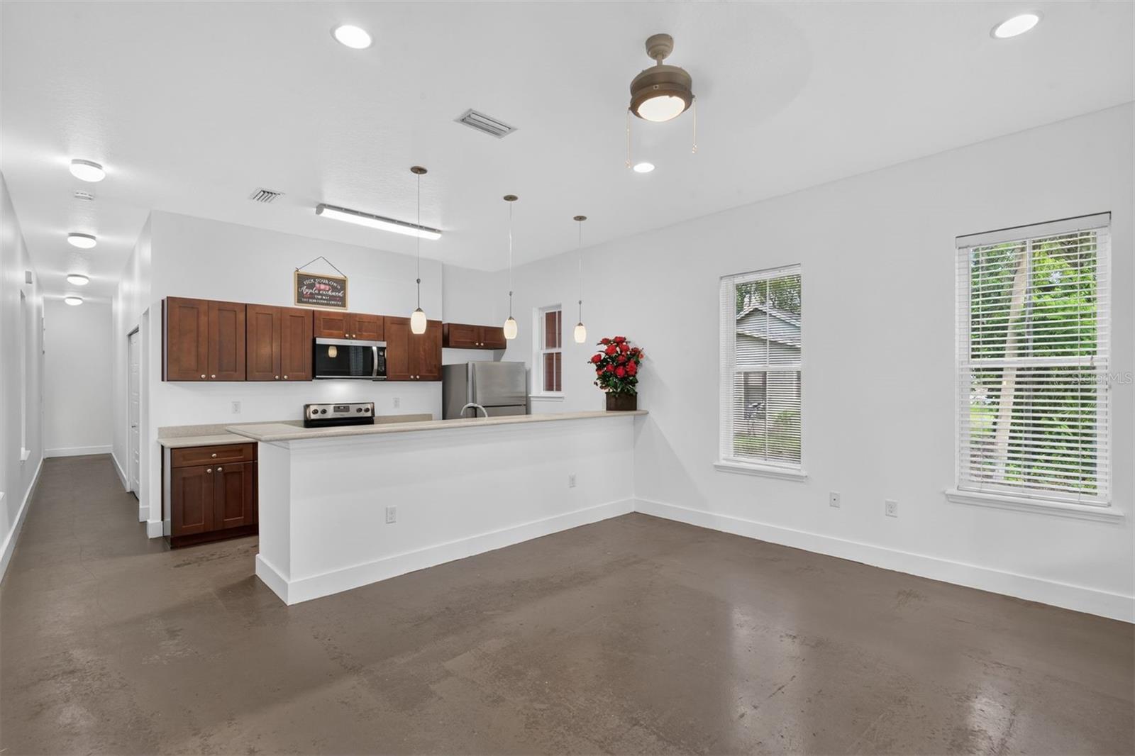 727 NW 4TH AVENUE