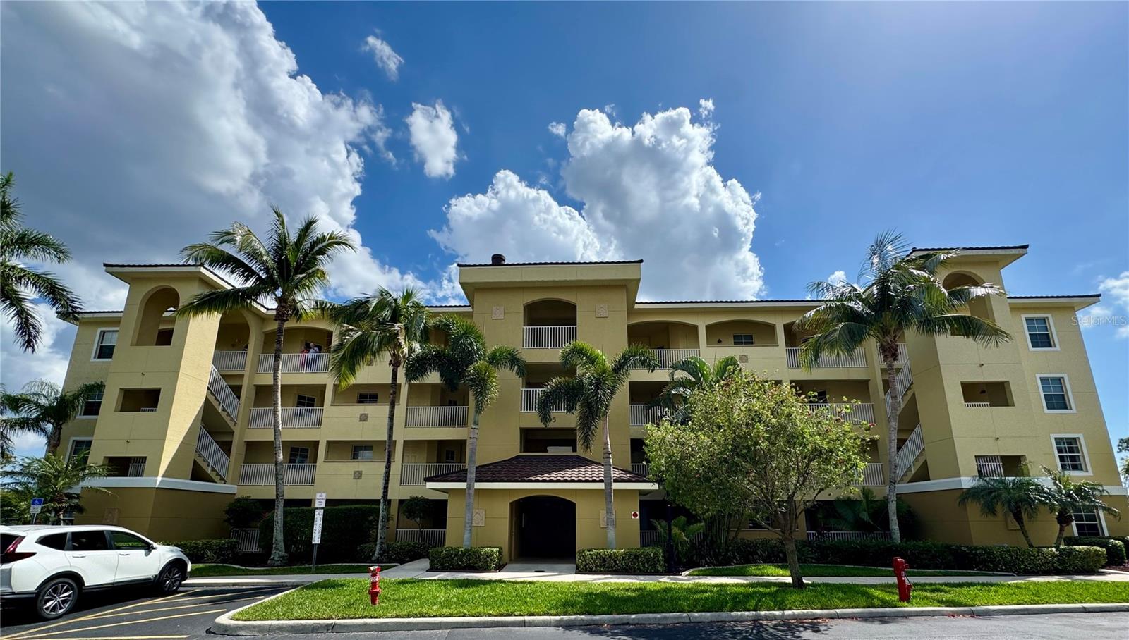 1795 FOUR MILE COVE PARKWAY 833