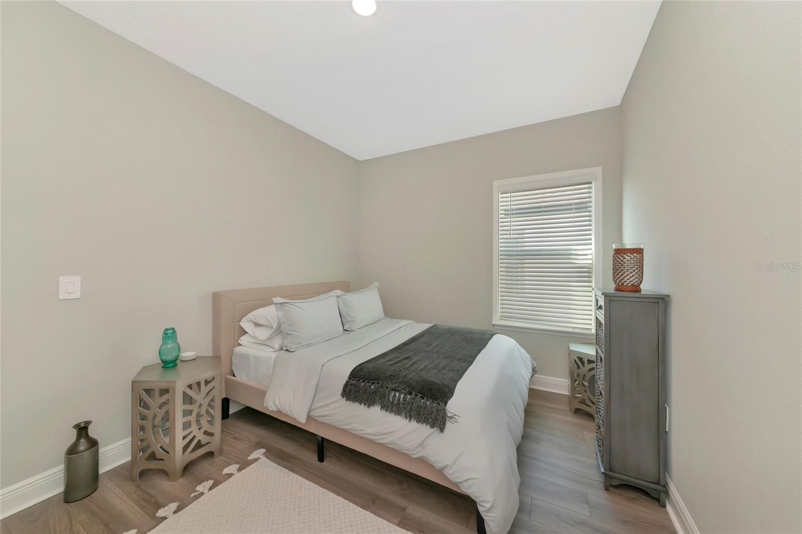 VILLAGES OF GLEN CREEK PH 1B - Residential