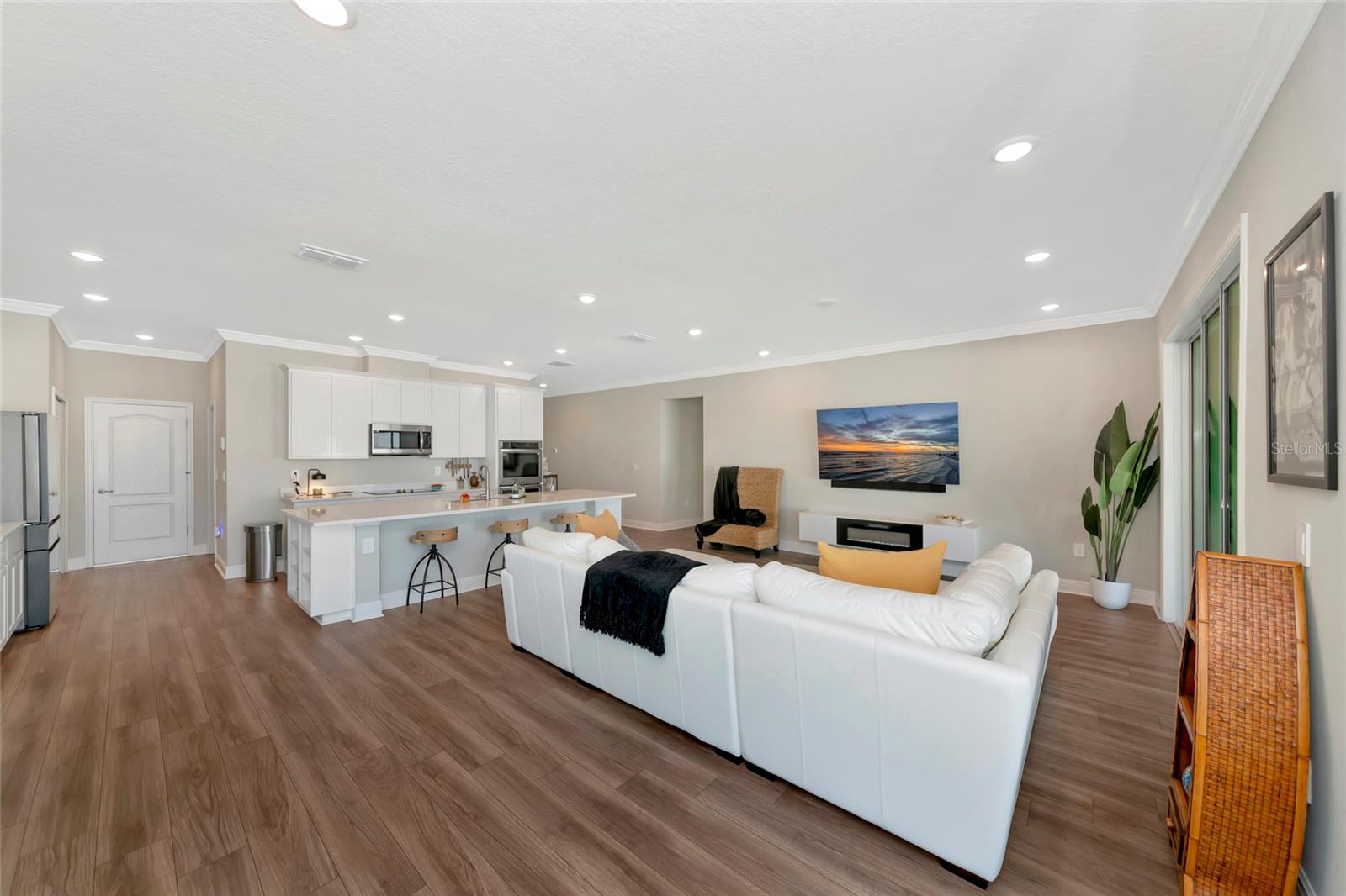 VILLAGES OF GLEN CREEK PH 1B - Residential