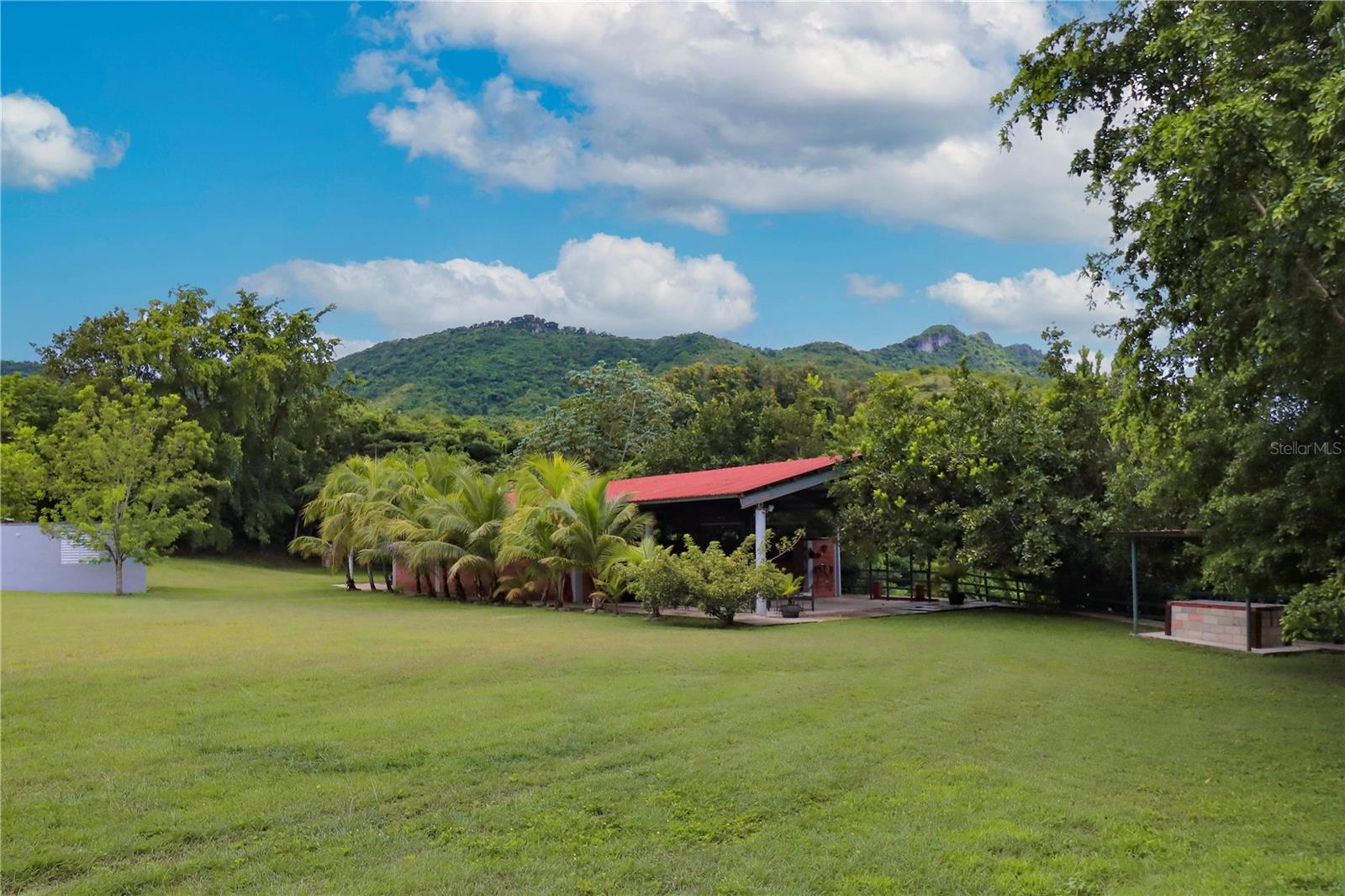 HACIENDA DON PEDRO - Residential