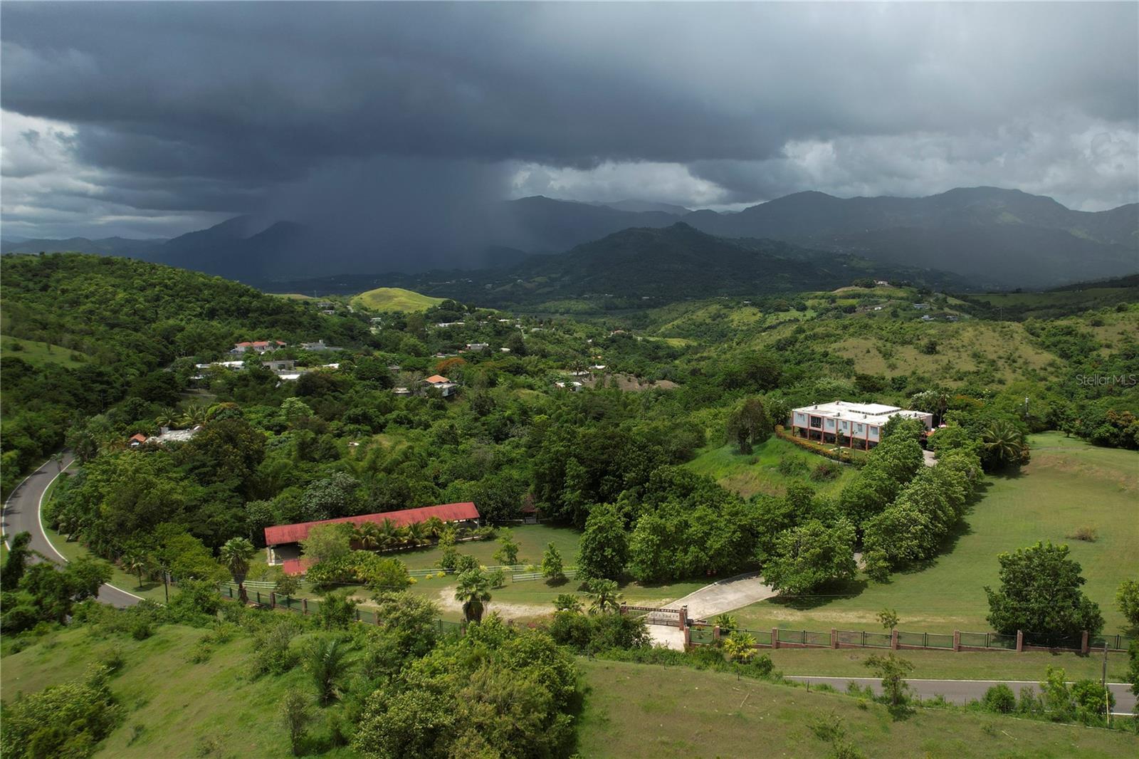 HACIENDA DON PEDRO - Residential