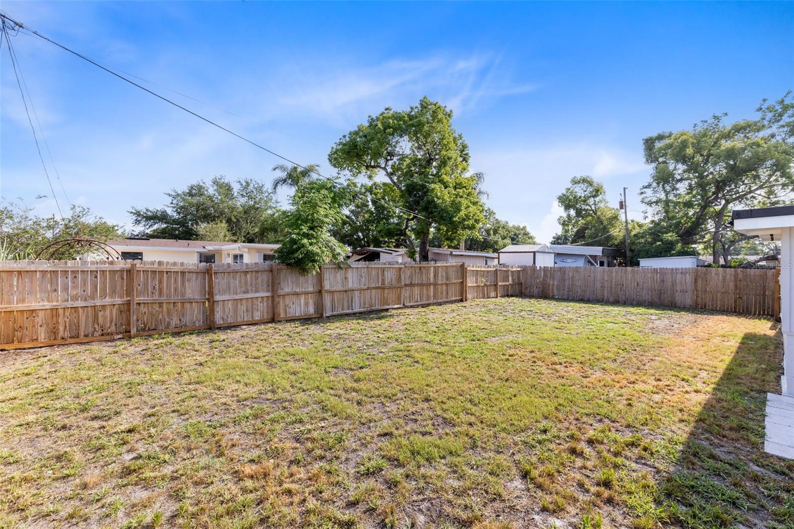 LAKEWOOD HILLS REP - Residential