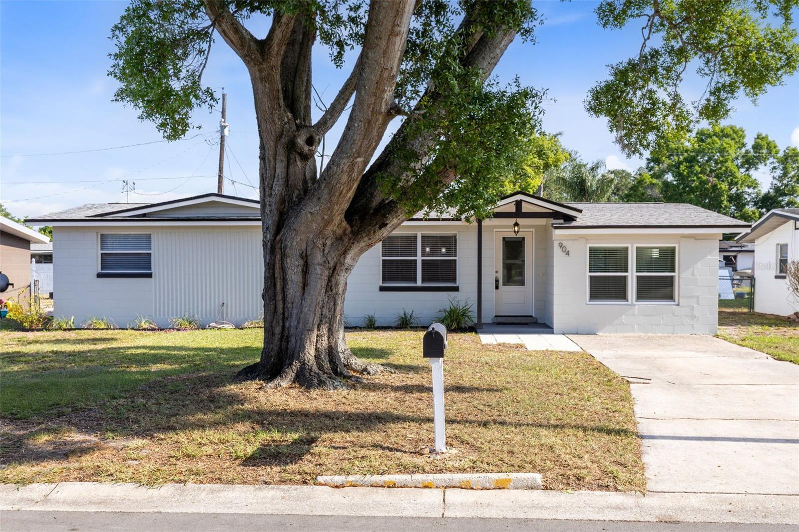 LAKEWOOD HILLS REP - Residential