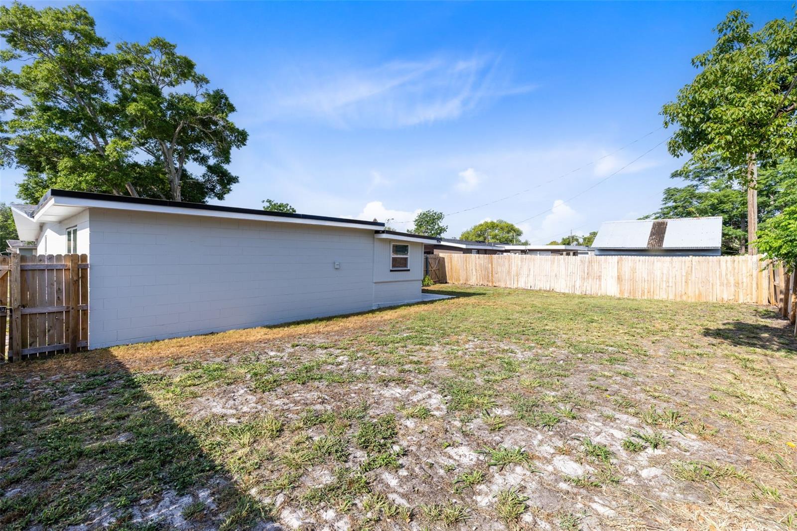 LAKEWOOD HILLS REP - Residential