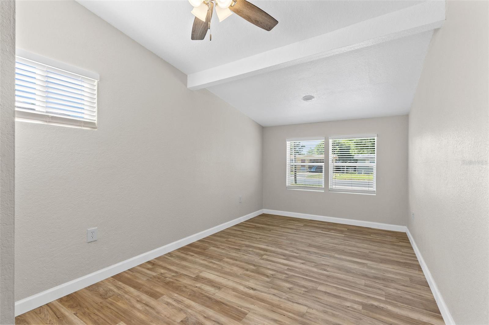 LAKEWOOD HILLS REP - Residential