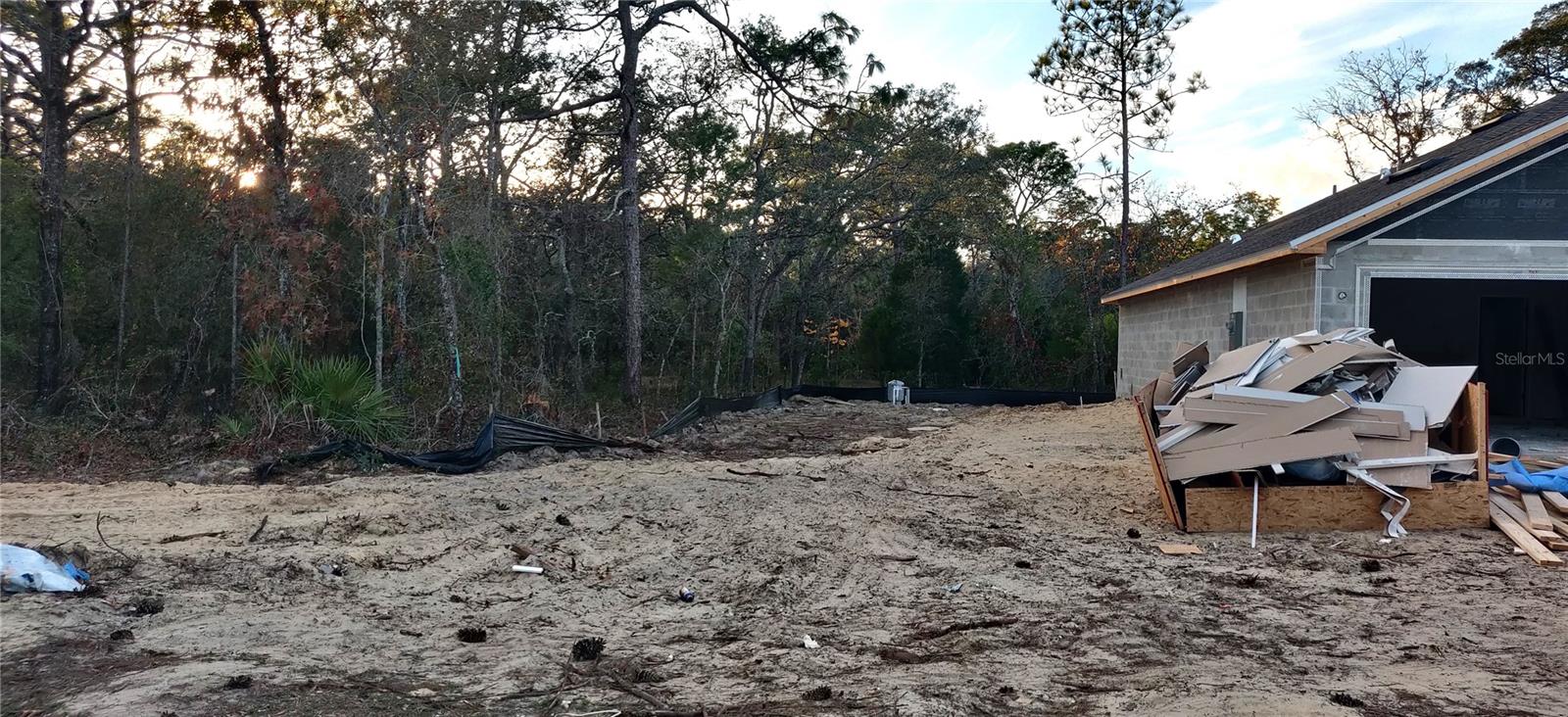 ROYAL HIGHLANDS - Residential