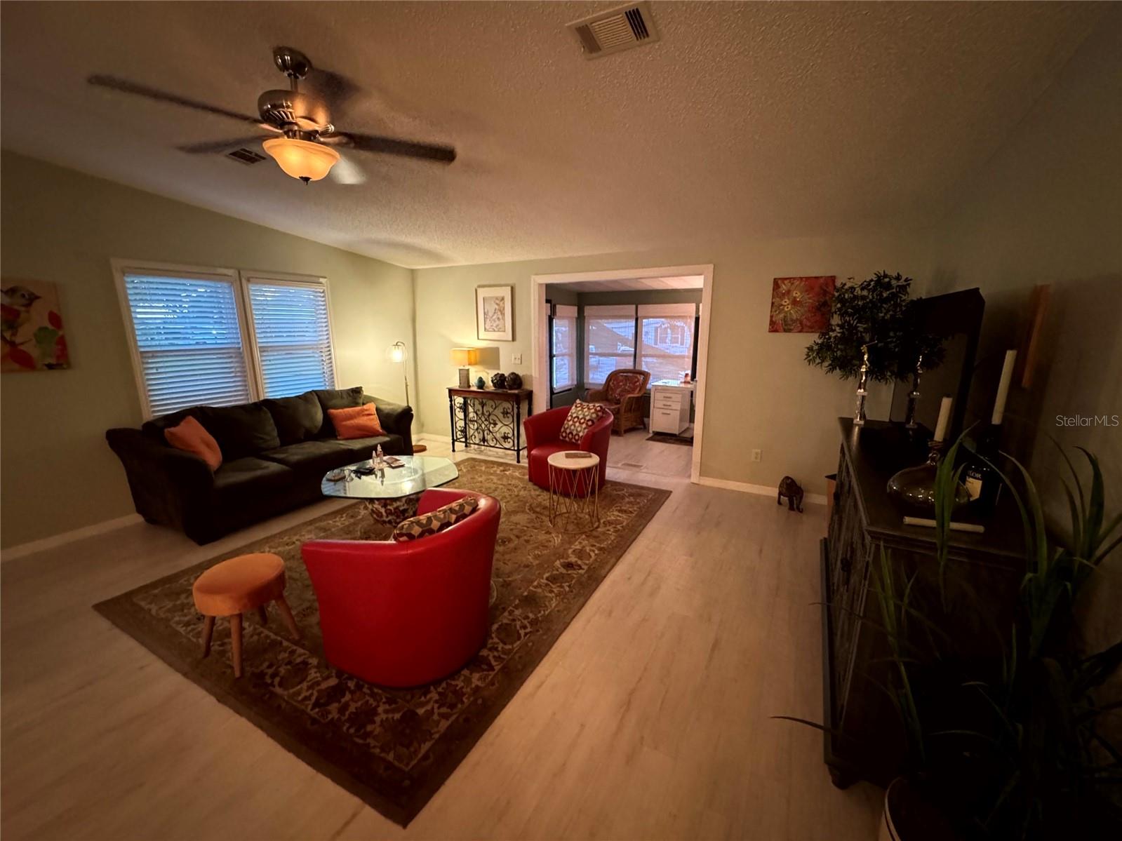 LADY LAKE ORANGE BLOSSOM GARDENS UNIT 09 - Residential