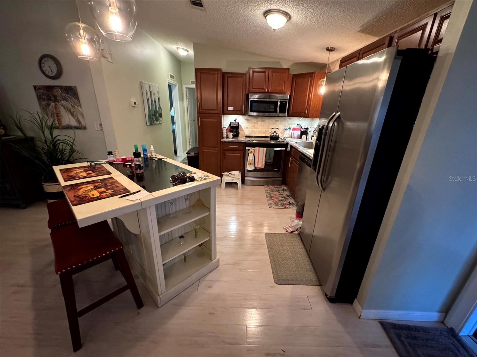 LADY LAKE ORANGE BLOSSOM GARDENS UNIT 09 - Residential