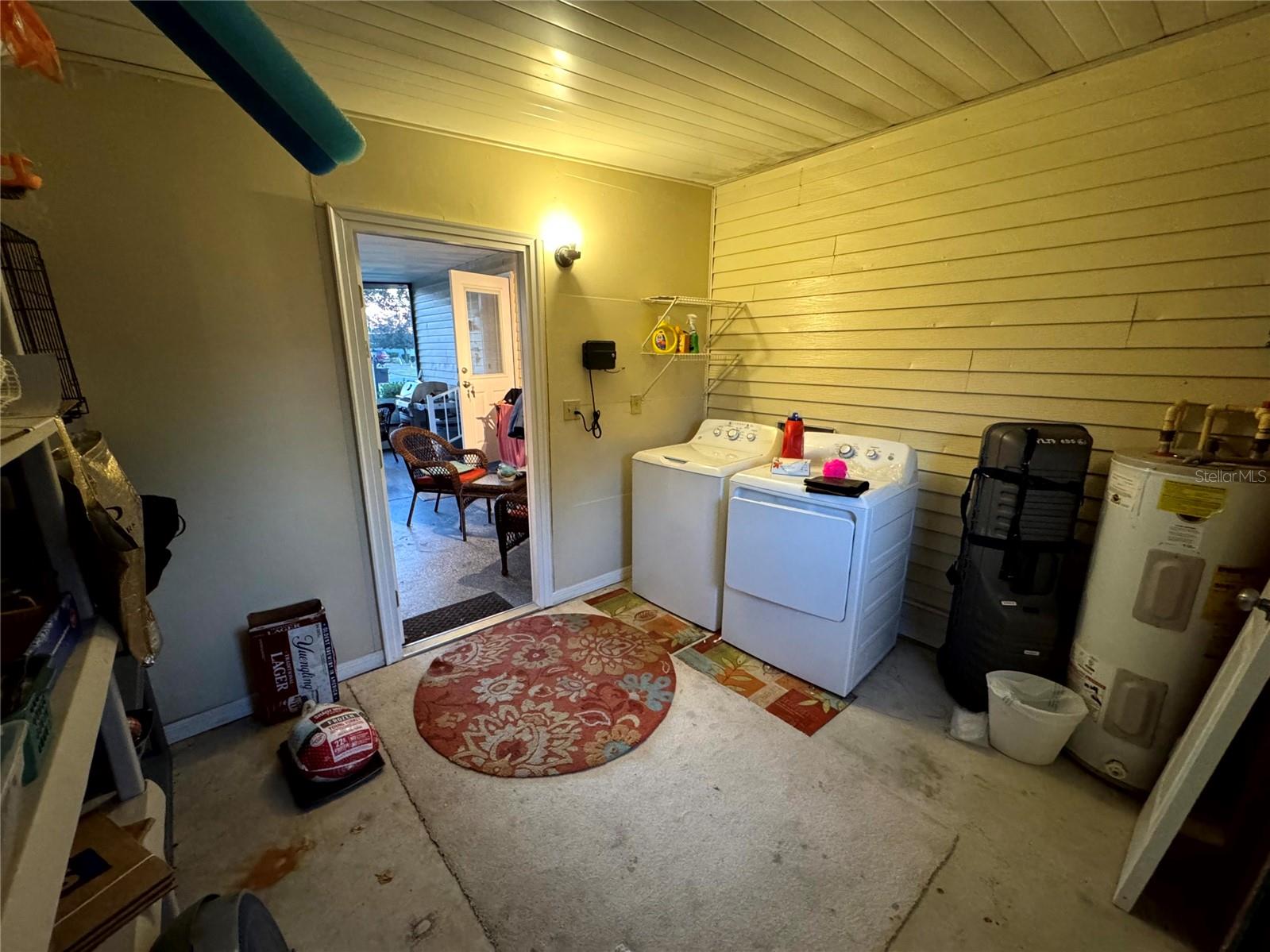 LADY LAKE ORANGE BLOSSOM GARDENS UNIT 09 - Residential