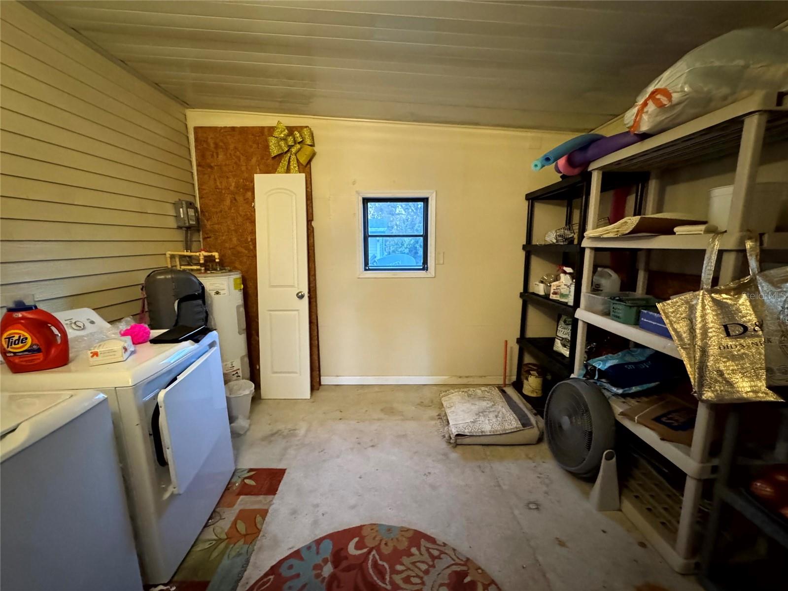 LADY LAKE ORANGE BLOSSOM GARDENS UNIT 09 - Residential