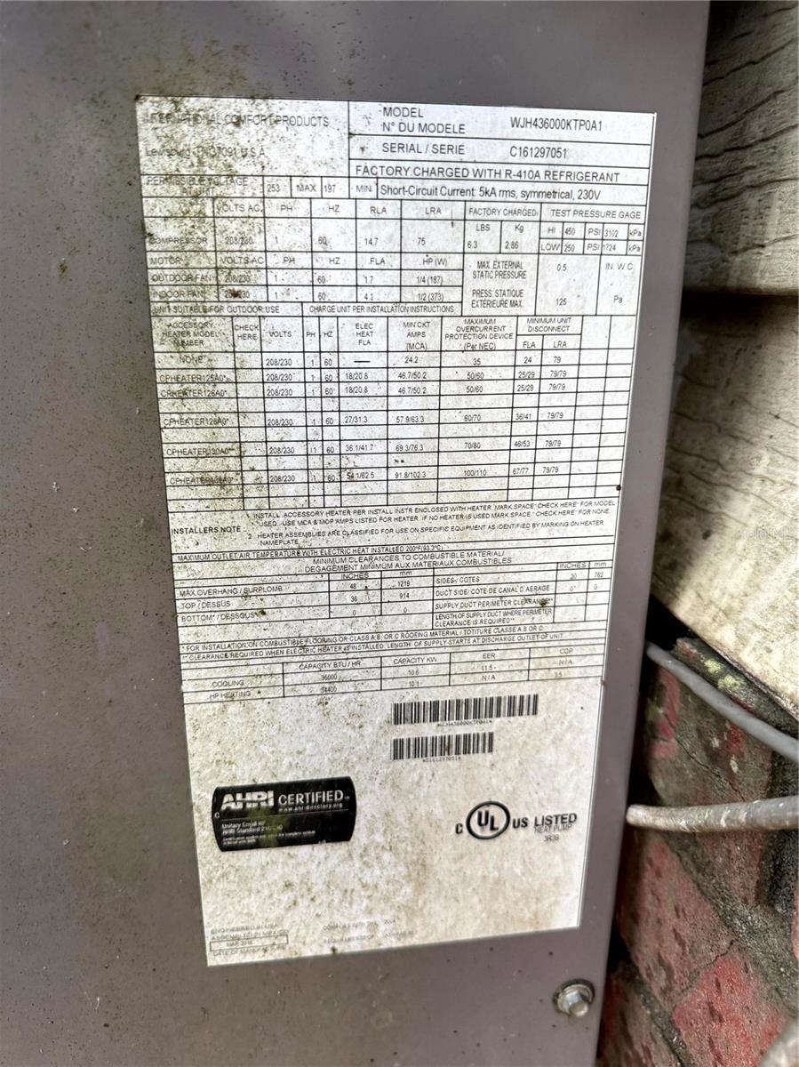 LADY LAKE ORANGE BLOSSOM GARDENS UNIT 09 - Residential