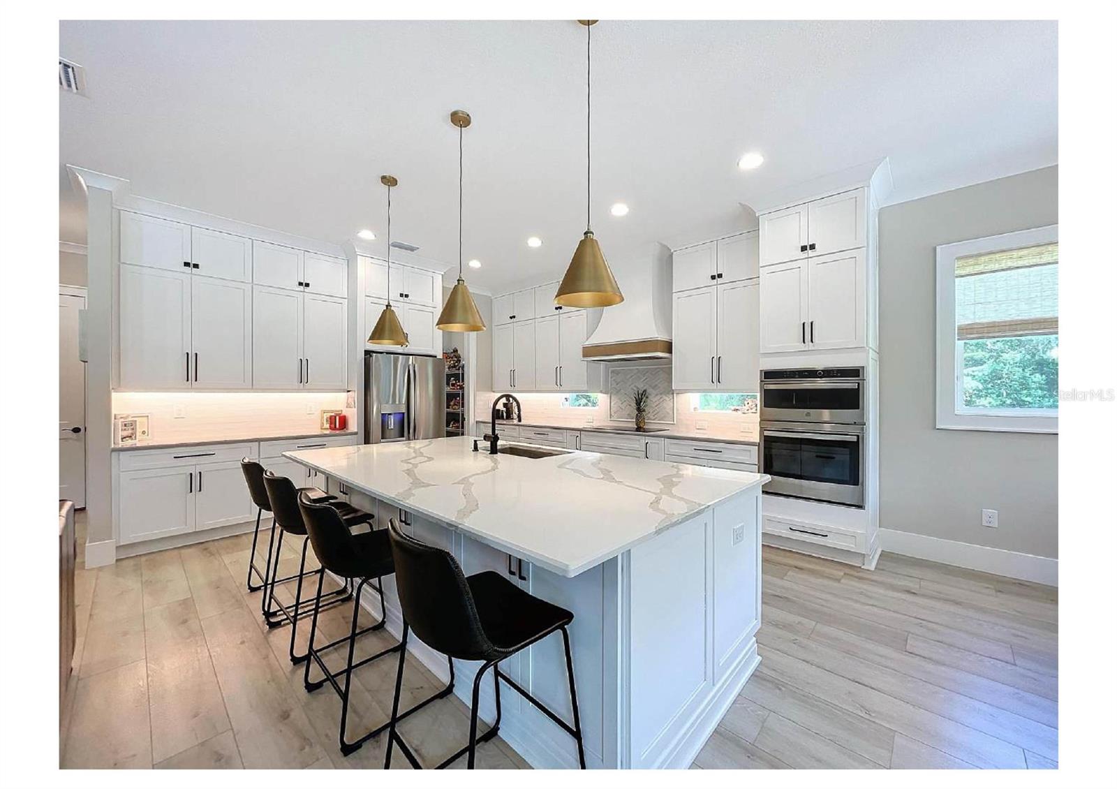 SUNSET ESTATES - Residential