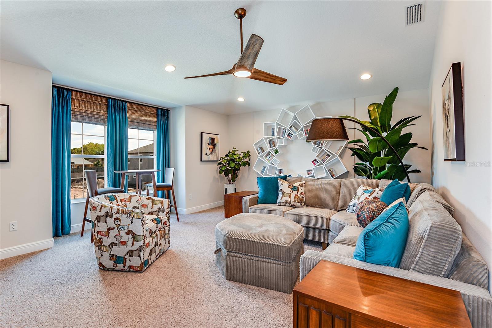 SUNSET ESTATES - Residential