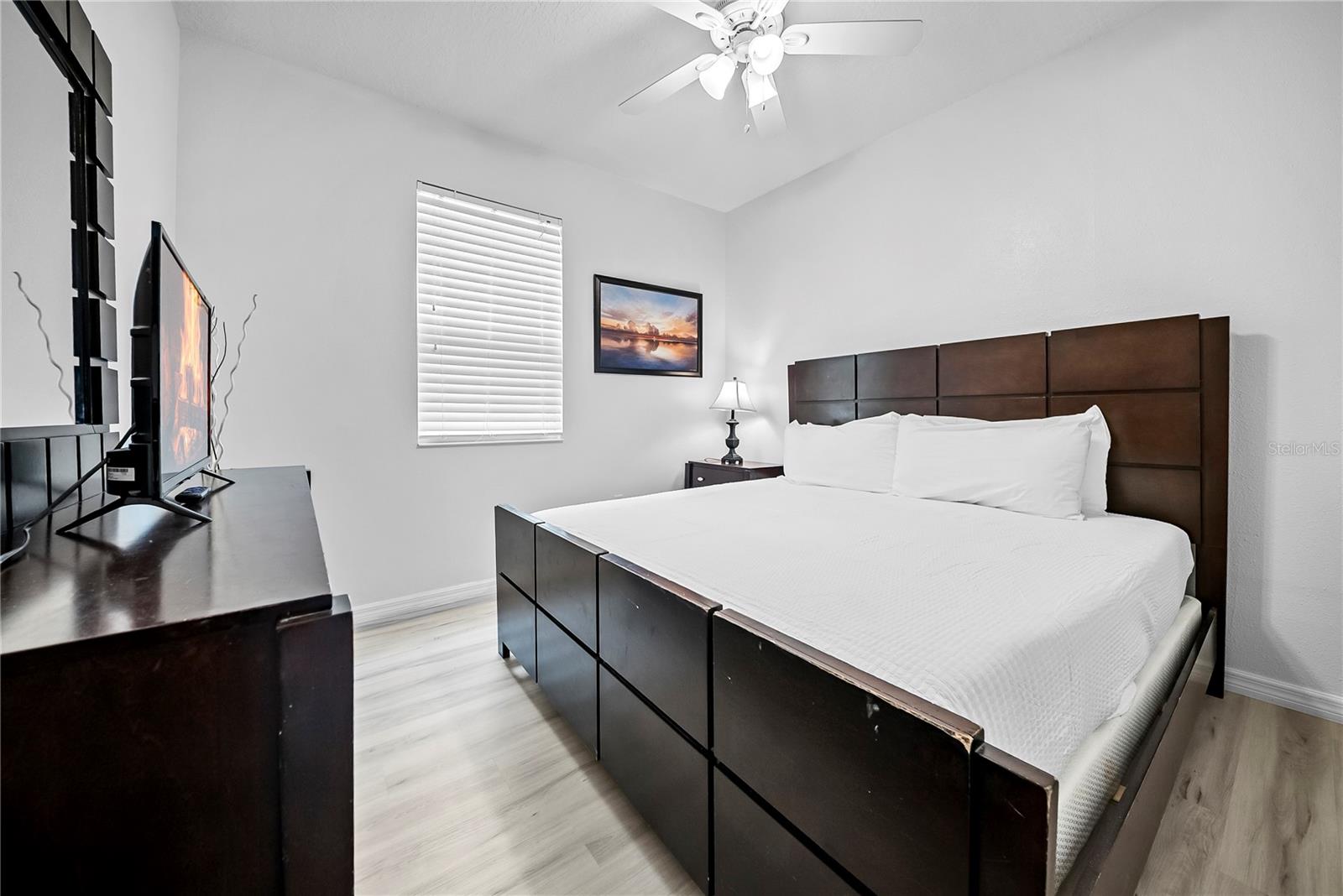 CRYSTAL COVE RESORT - Residential