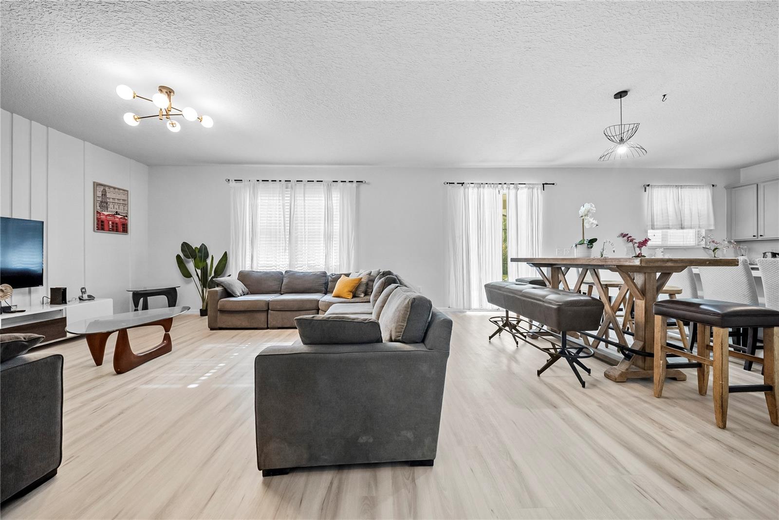 CRYSTAL COVE RESORT - Residential