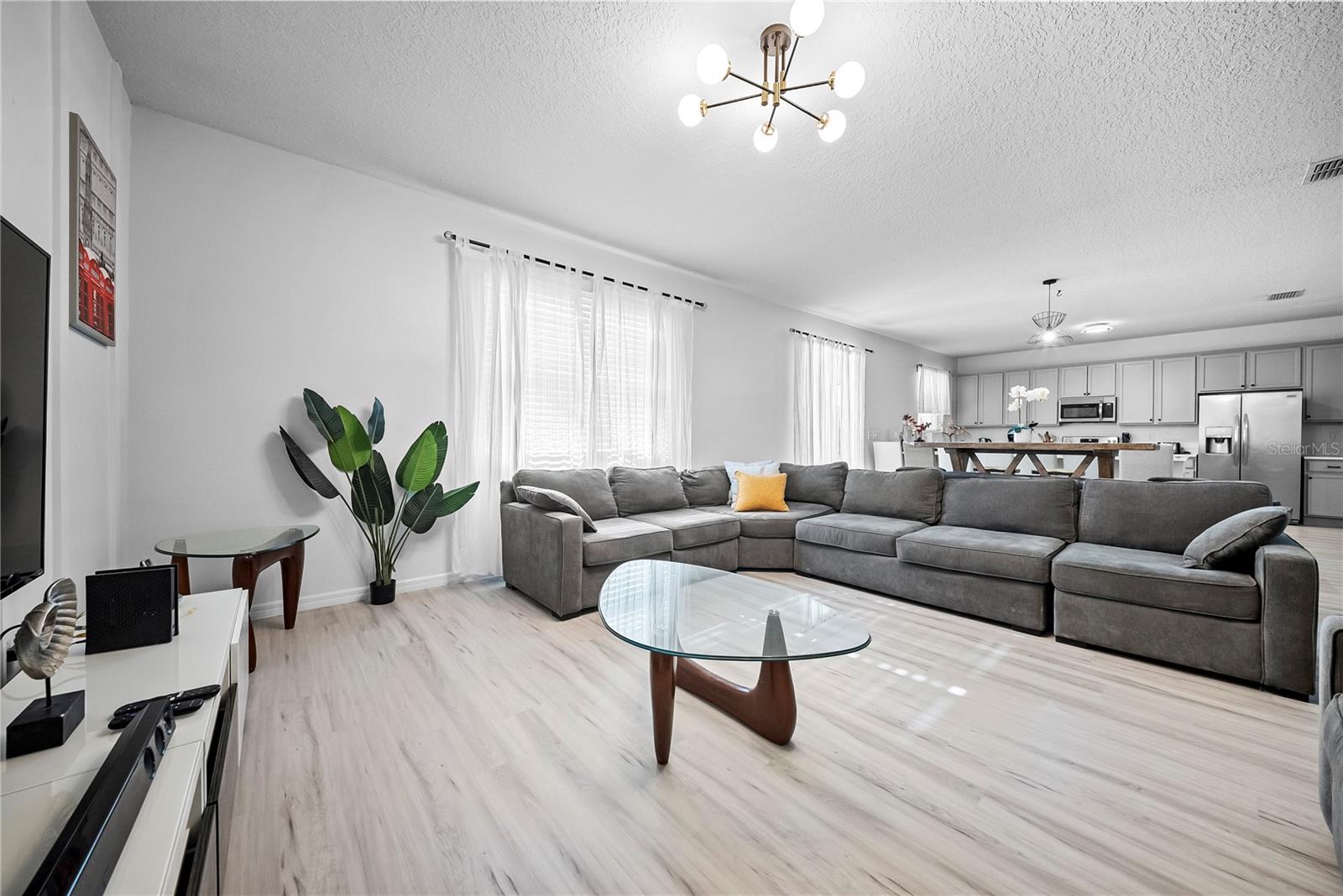 CRYSTAL COVE RESORT - Residential