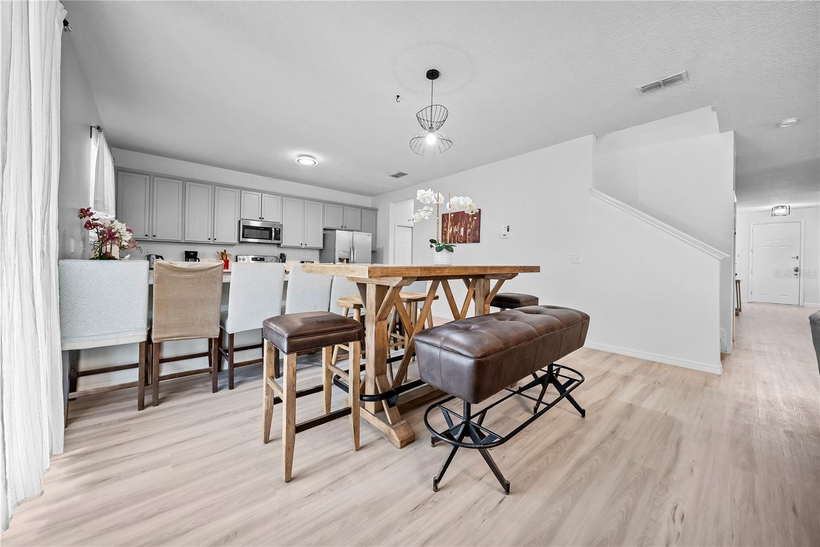 CRYSTAL COVE RESORT - Residential