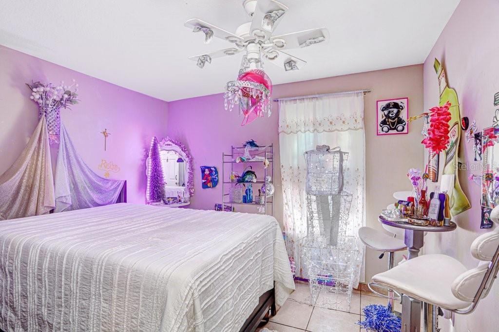 HAGIN LAKE BEACH - Residential