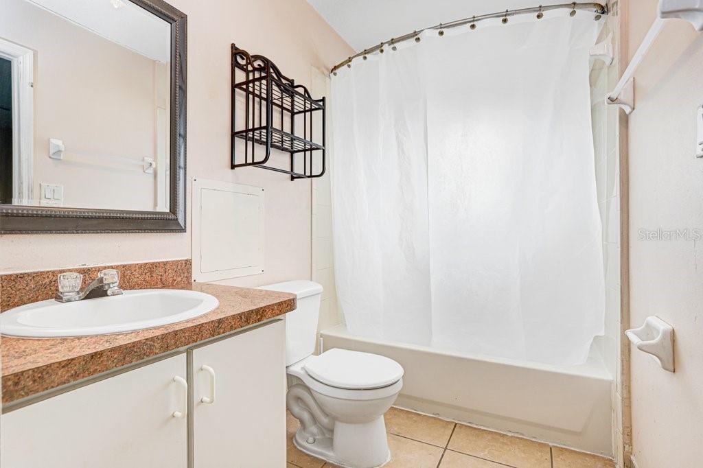 HAGIN LAKE BEACH - Residential