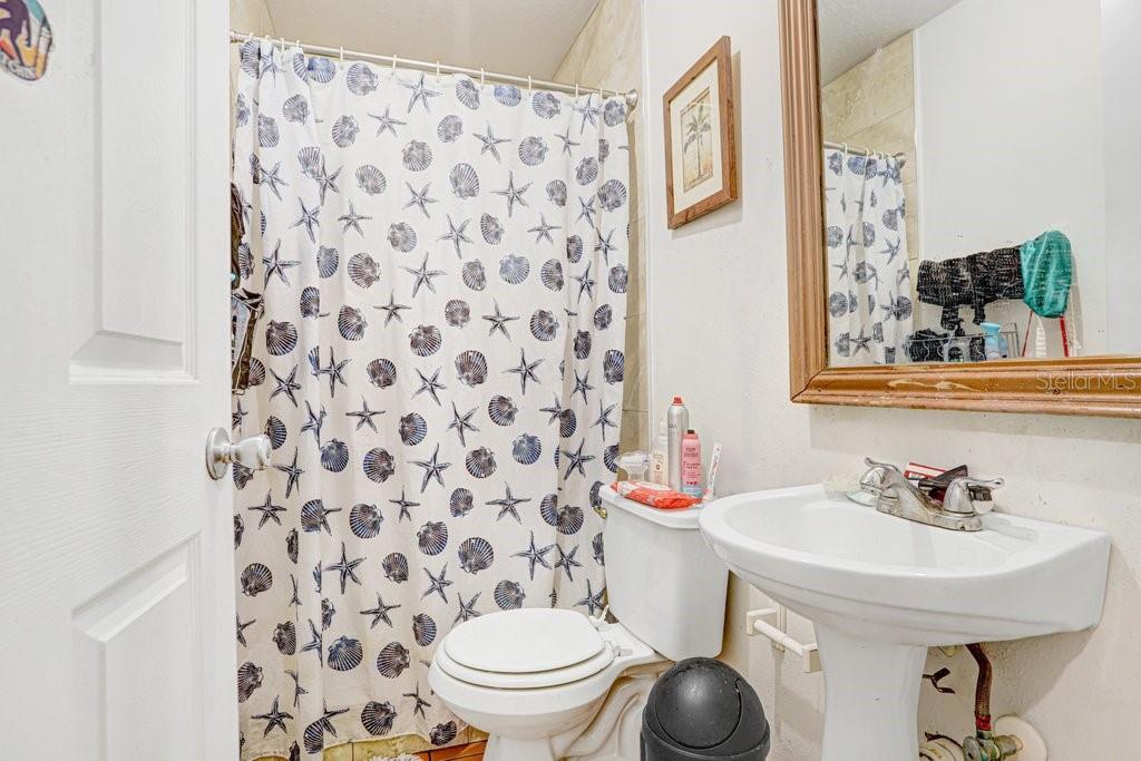 HAGIN LAKE BEACH - Residential