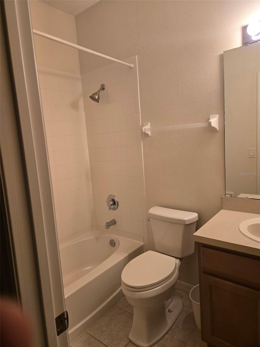 TOWNS LEGACY PARK - Residential Lease