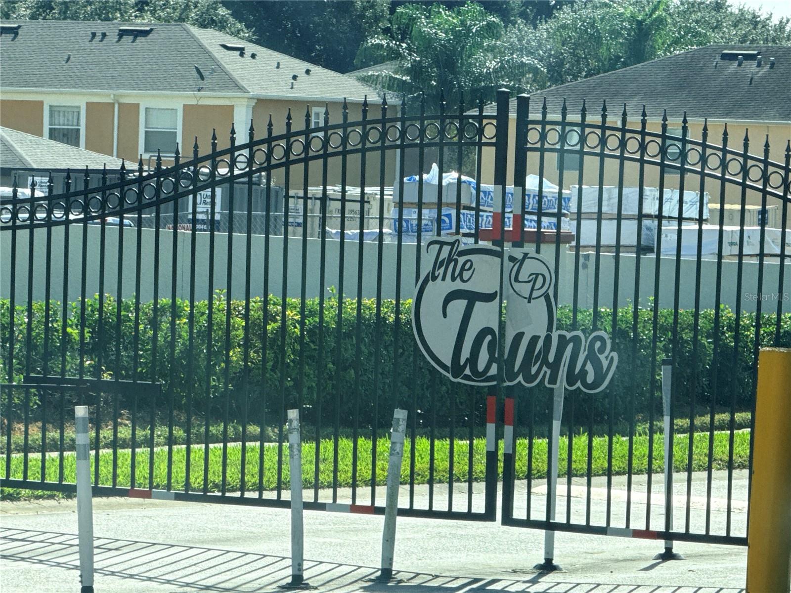 TOWNS LEGACY PARK - Residential Lease