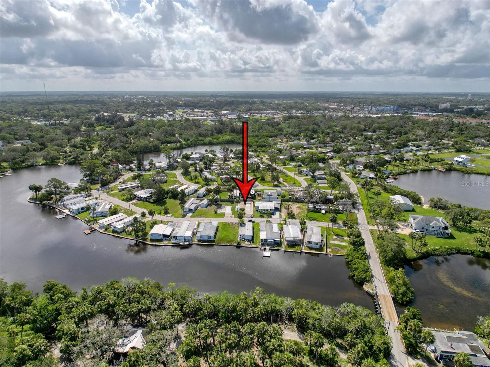 EDGEWATER GARDENS - Land