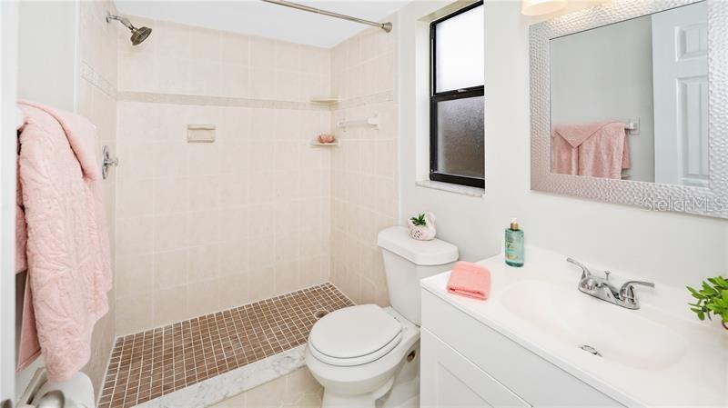 WEDGEWOOD TENNIS VILLAS - Residential Lease