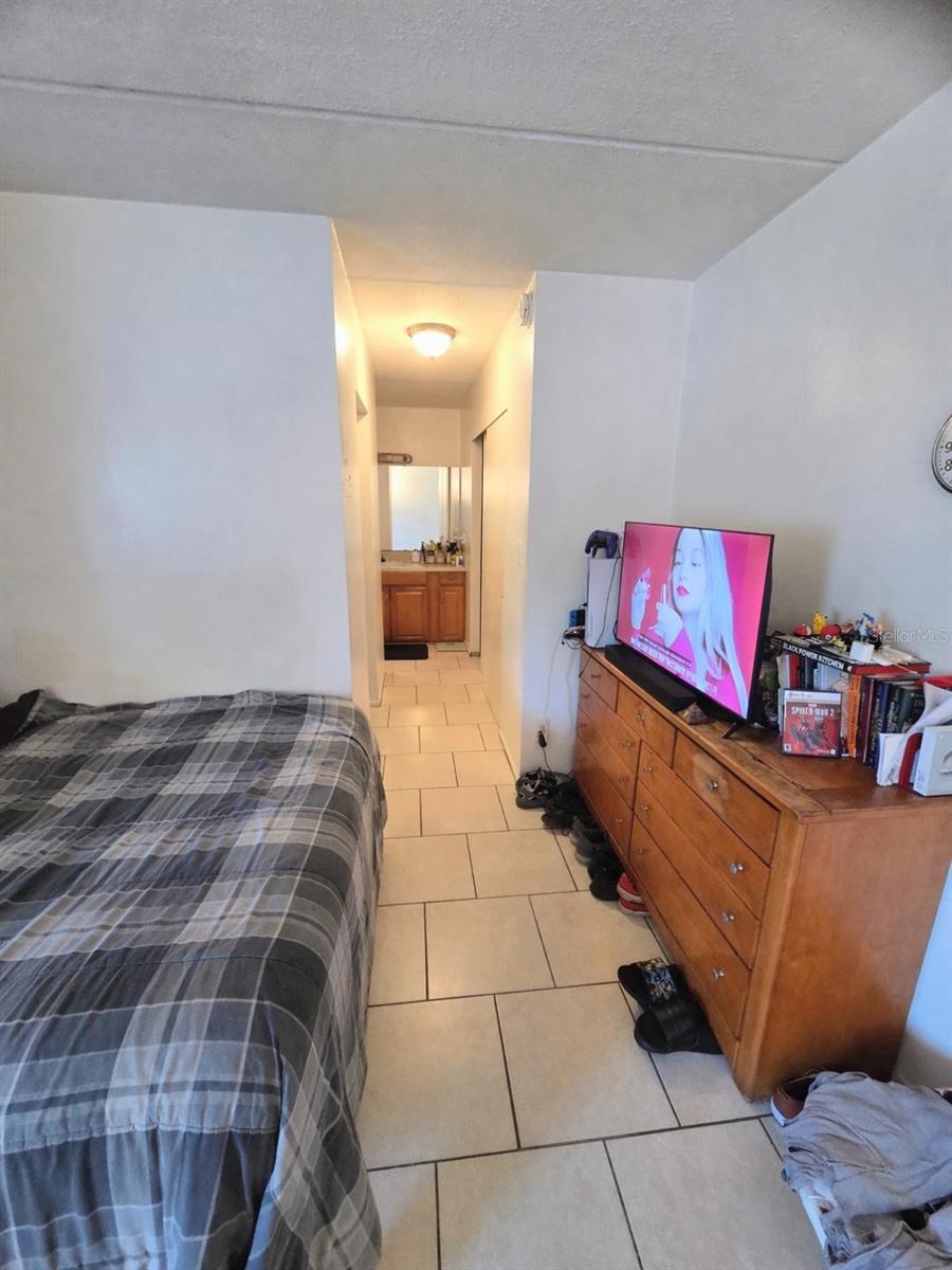 JAMESTOWN CONDO - Residential