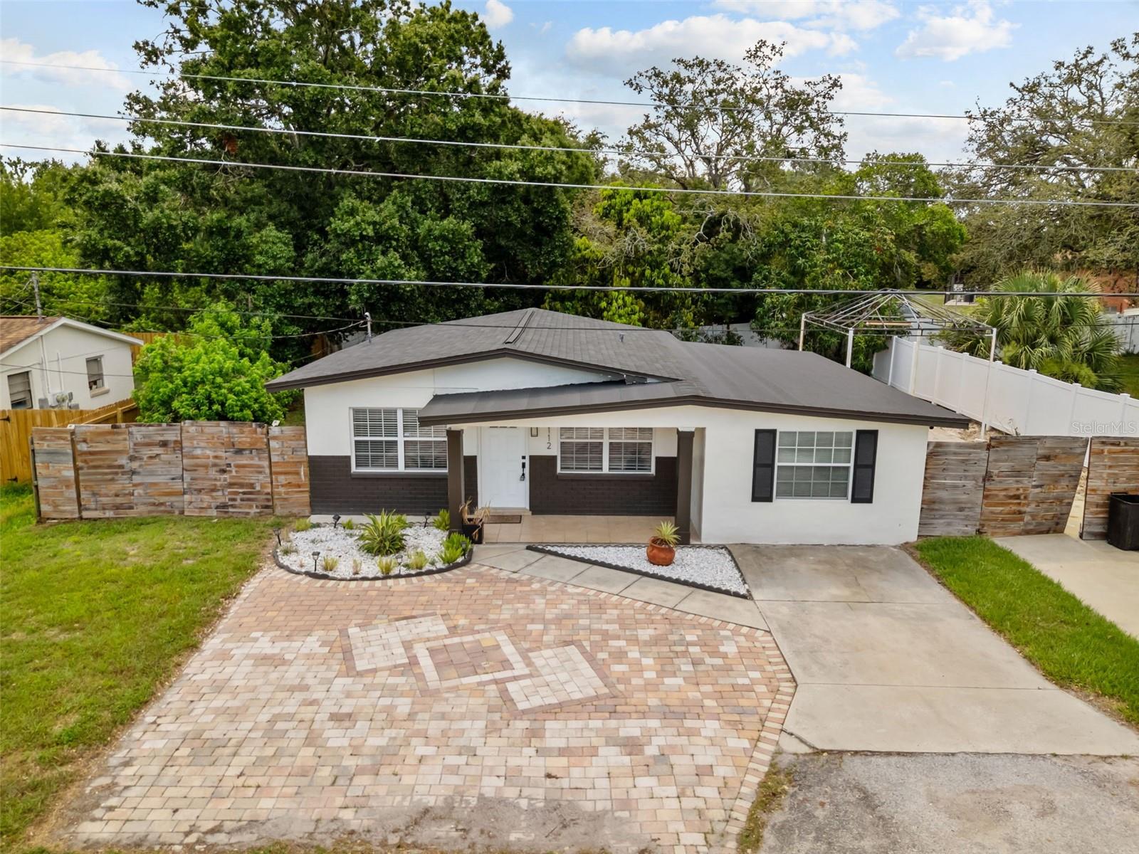 2112 RANCHITA TRAIL