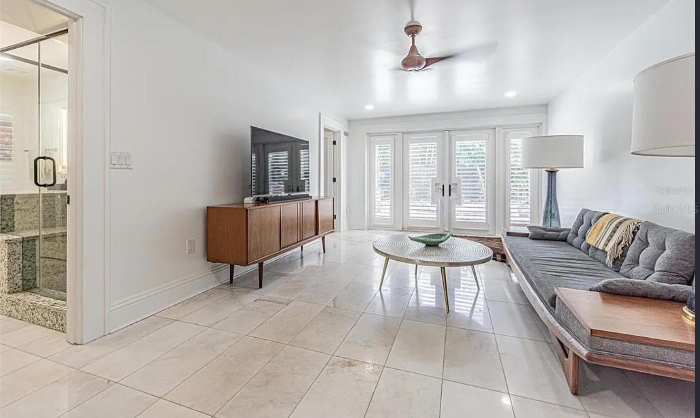 COUNTRY CLUB ADD - Residential